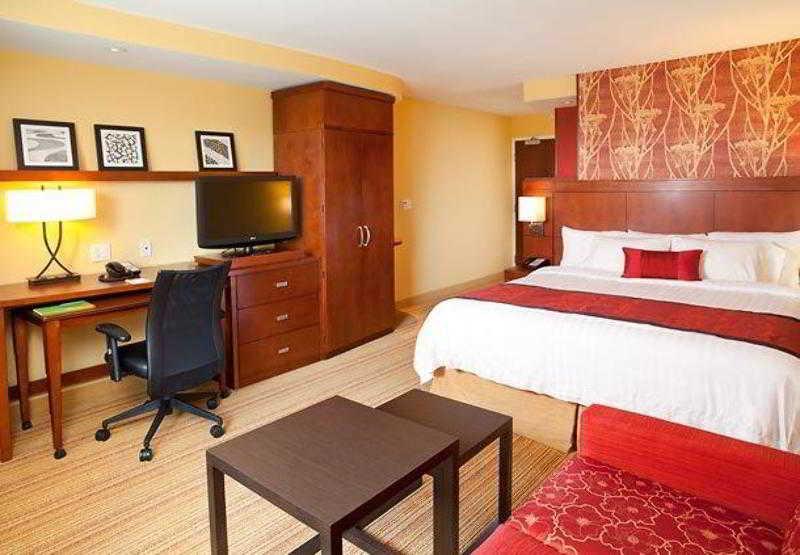 Courtyard Mt. Holly Westampton Hotel Exterior foto