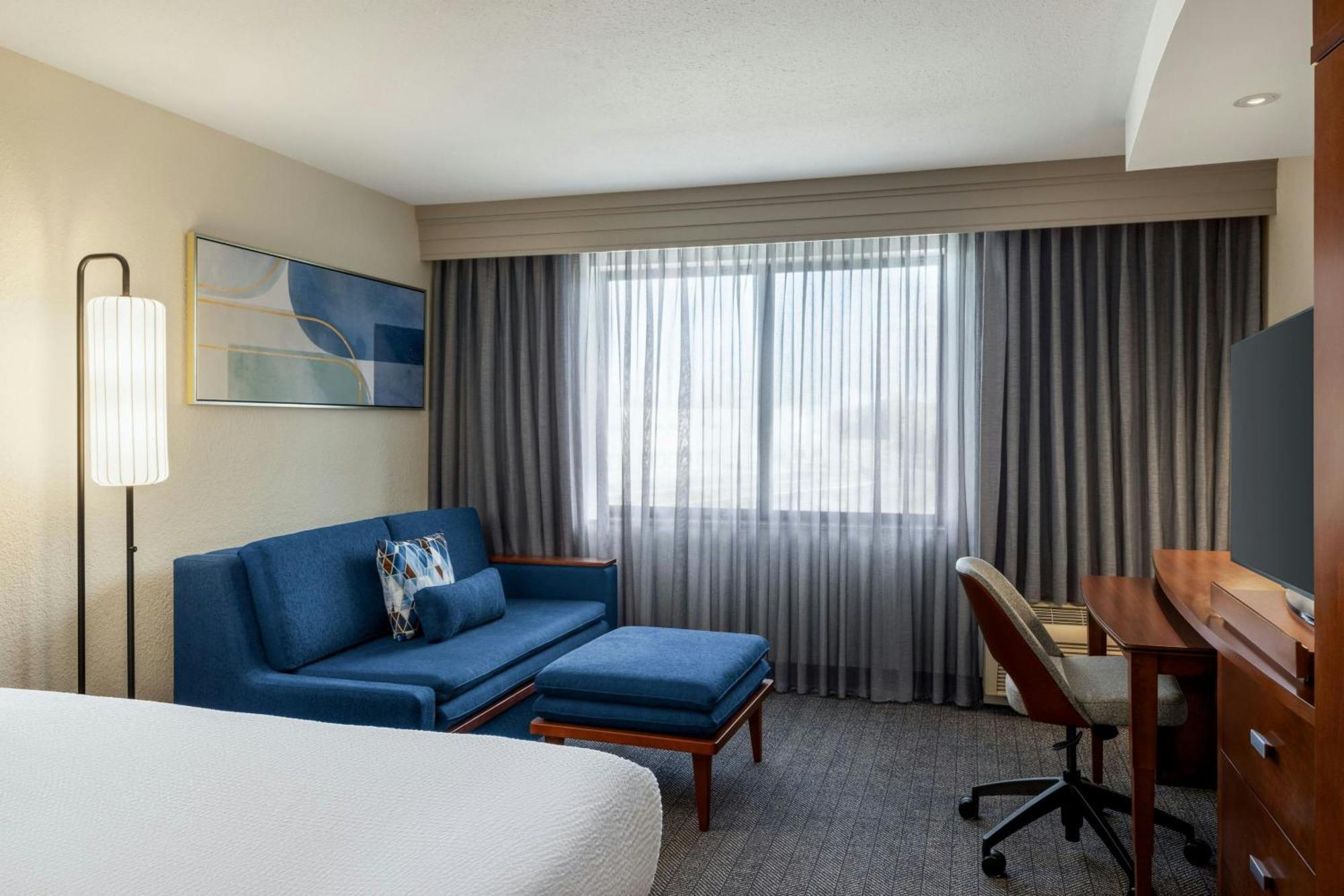 Courtyard Mt. Holly Westampton Hotel Exterior foto