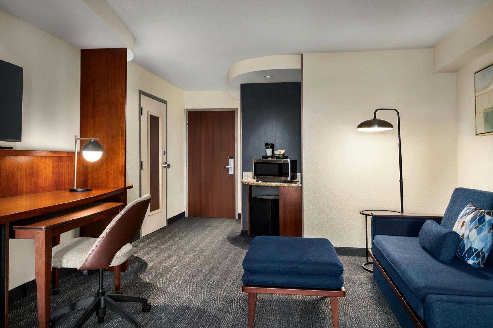 Courtyard Mt. Holly Westampton Hotel Exterior foto